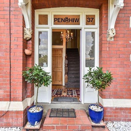 Traditional 3-Bed Property In Pontcanna With Parking 卡迪夫 外观 照片
