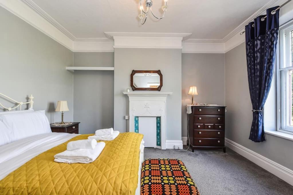 Traditional 3-Bed Property In Pontcanna With Parking 卡迪夫 外观 照片