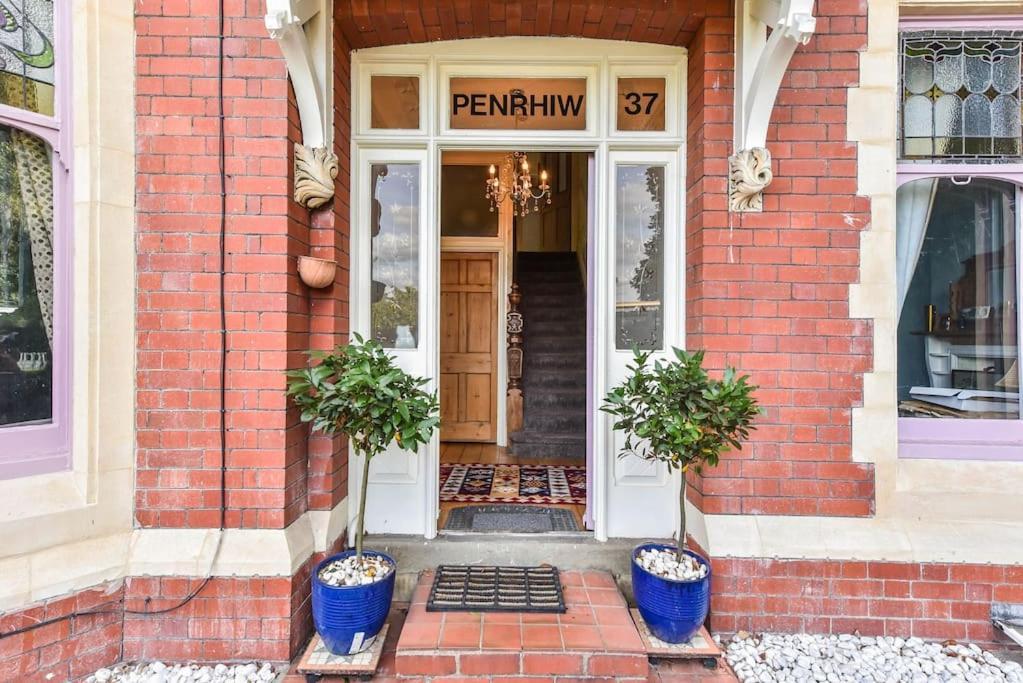 Traditional 3-Bed Property In Pontcanna With Parking 卡迪夫 外观 照片