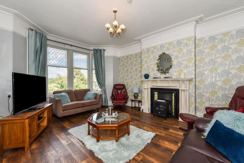 Traditional 3-Bed Property In Pontcanna With Parking 卡迪夫 外观 照片