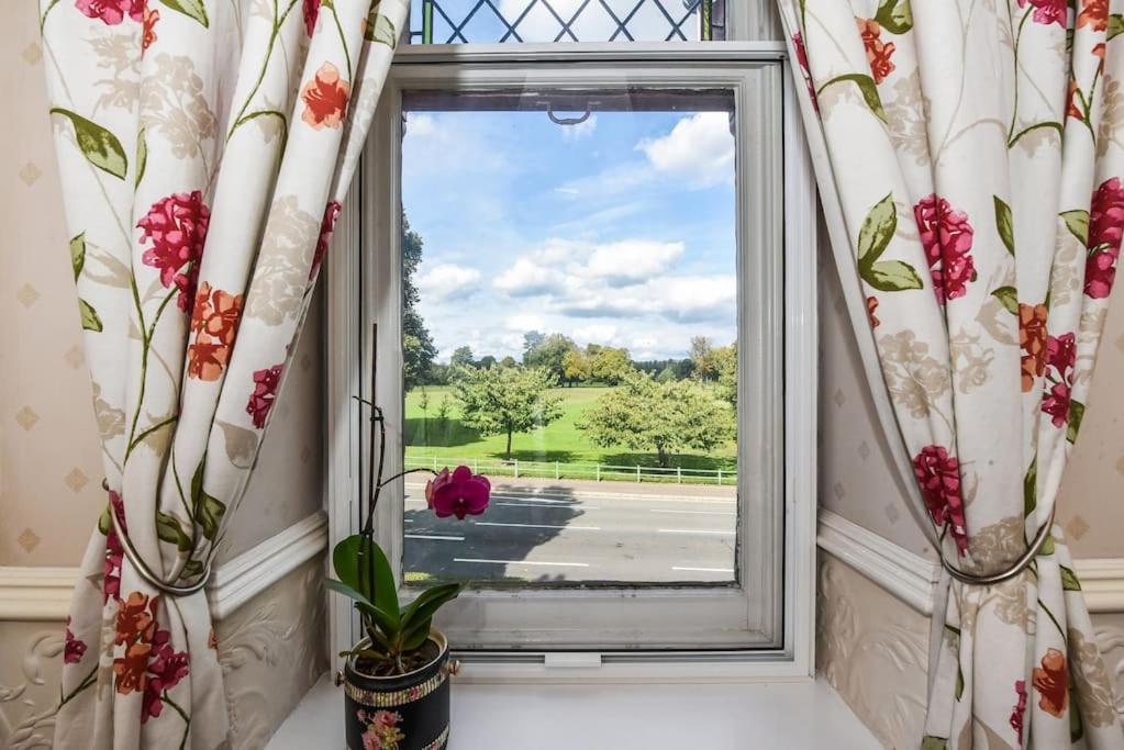 Traditional 3-Bed Property In Pontcanna With Parking 卡迪夫 外观 照片