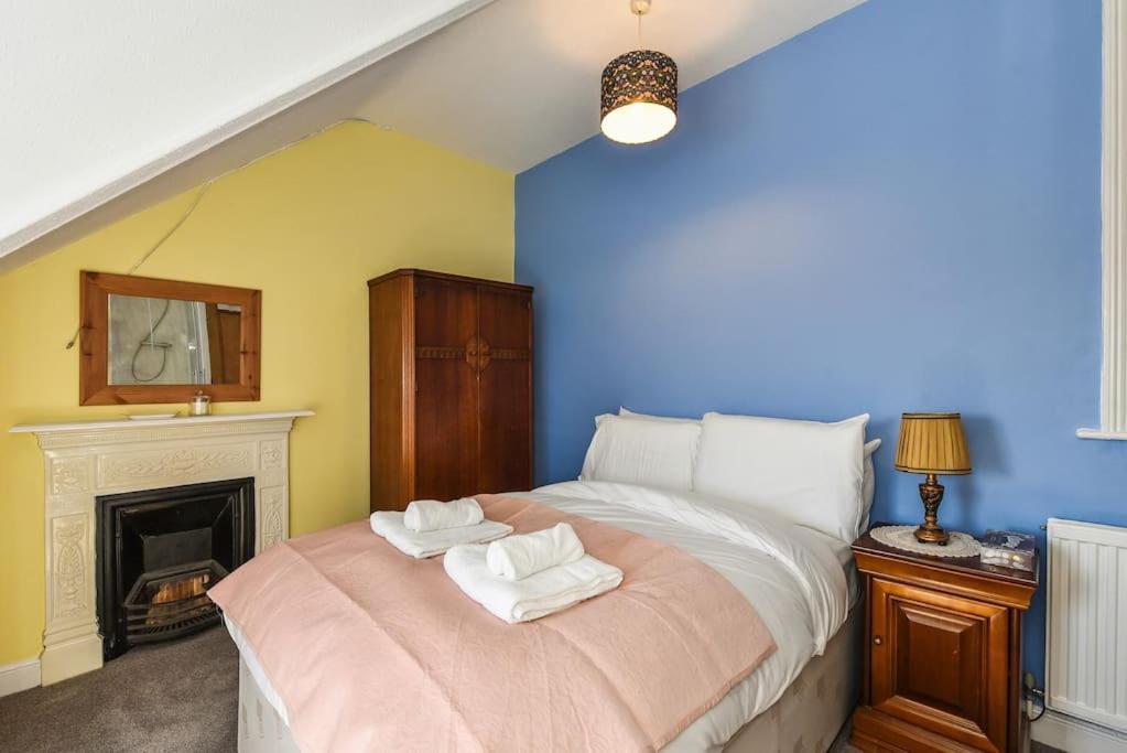 Traditional 3-Bed Property In Pontcanna With Parking 卡迪夫 外观 照片