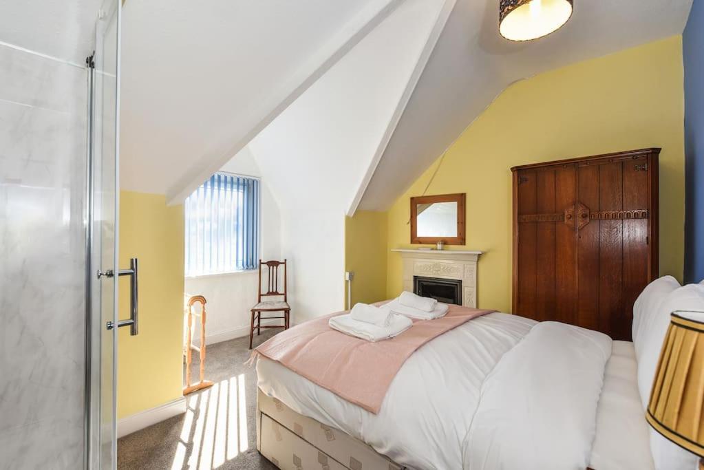 Traditional 3-Bed Property In Pontcanna With Parking 卡迪夫 外观 照片